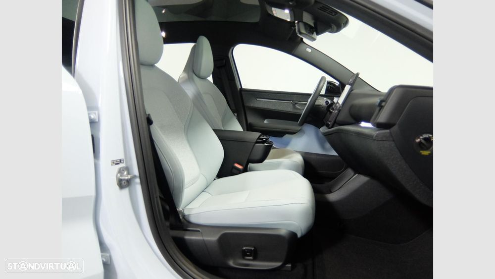 Volvo EX30 69 kWh Twin Motor Ultra - 10