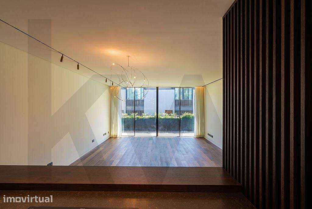 Exclusivo T3 de Luxo perto do Mar para arrendar | Arquitetura de Autor - Grande imagem: 3/26