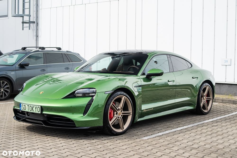 Porsche Taycan 4S Performance Plus - 1