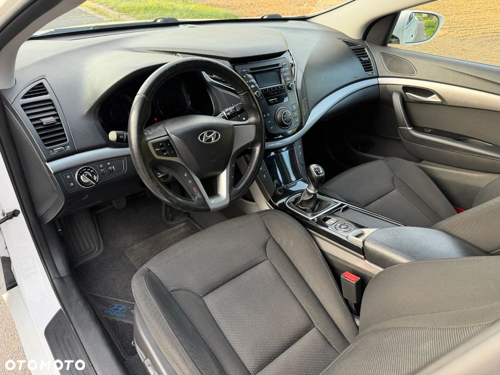 Hyundai i40 Kombi 1.6 Trend - 7