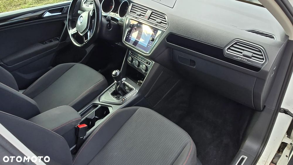 Volkswagen Tiguan 1.4 TSI BMT ACT Comfortline - 13