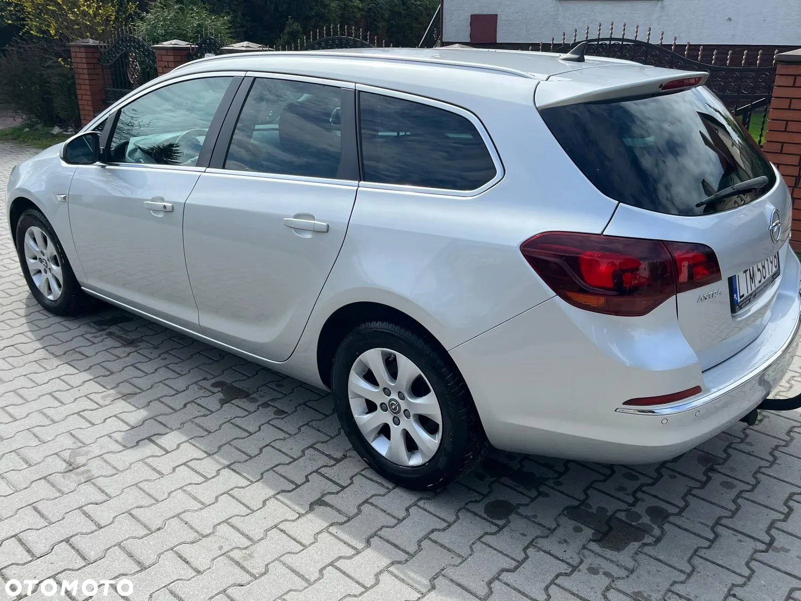 Opel Astra IV 1.6 CDTI Cosmo - 14