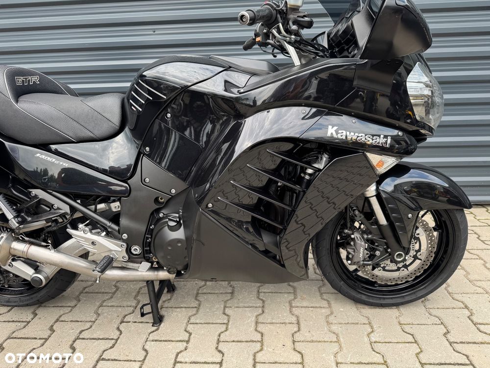 Kawasaki GTR - 15