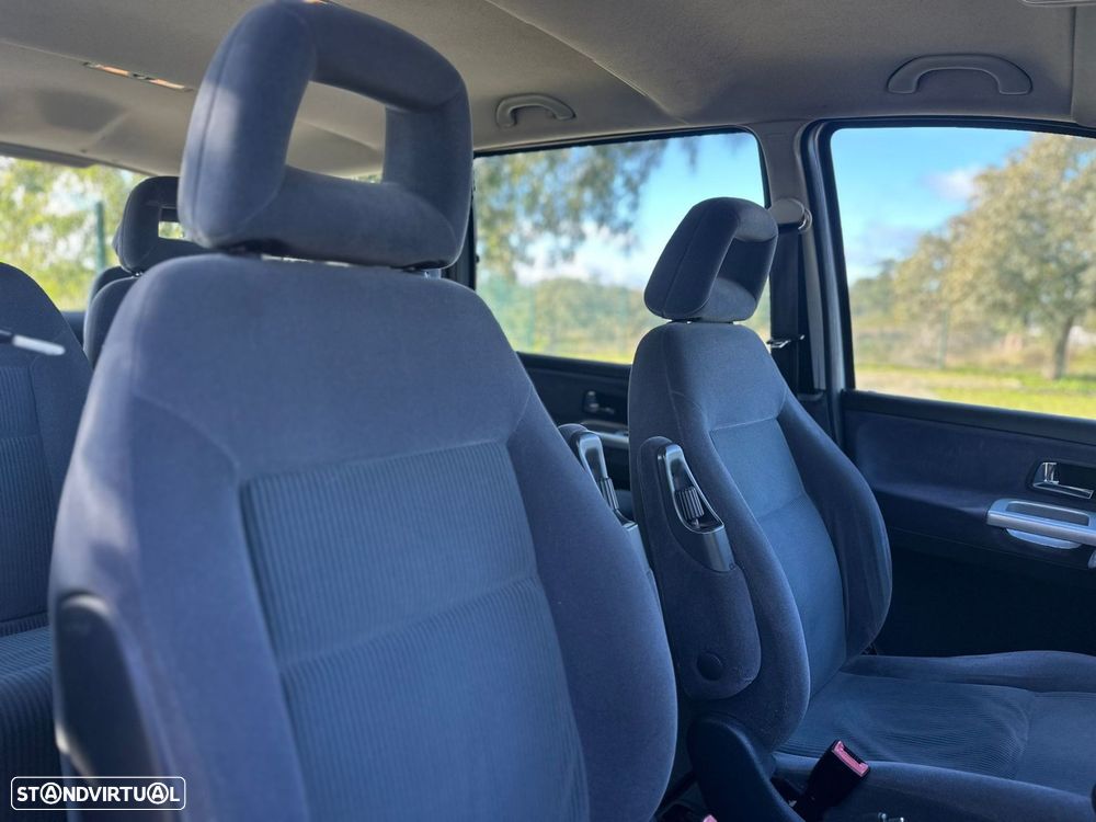 Ford Galaxy 1.9 TDi Ghia - 14