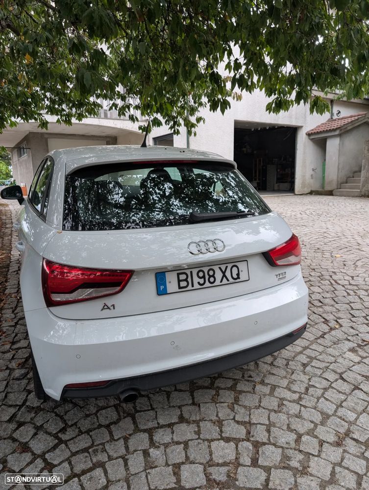 Audi A1 Sportback 1.0 TFSI ultra - 5