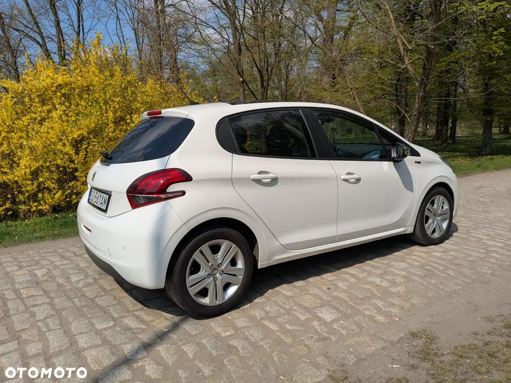 Peugeot 208 1.2 VTi Style - 9