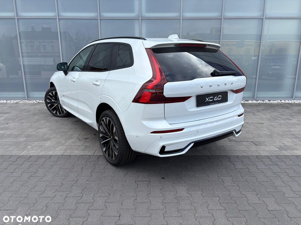 Volvo XC 60 B5 B AWD Plus Dark - 7