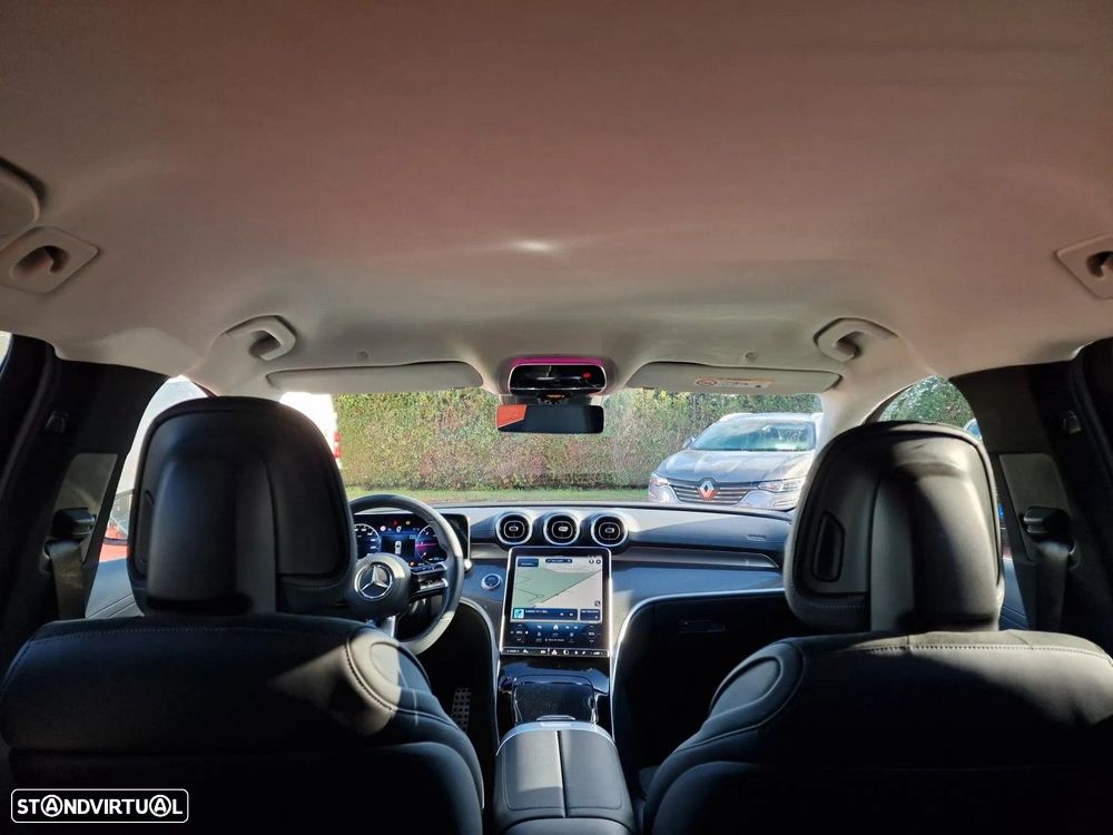 Mercedes-Benz C 300 d AMG Line — fotografia 7