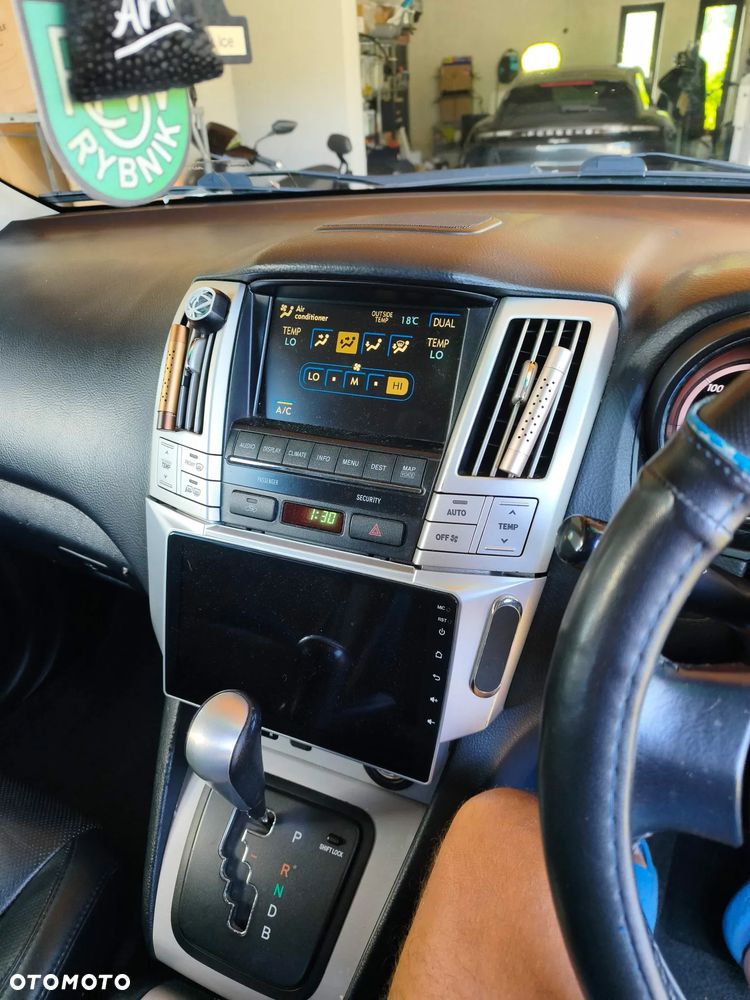 Lexus RX - 9