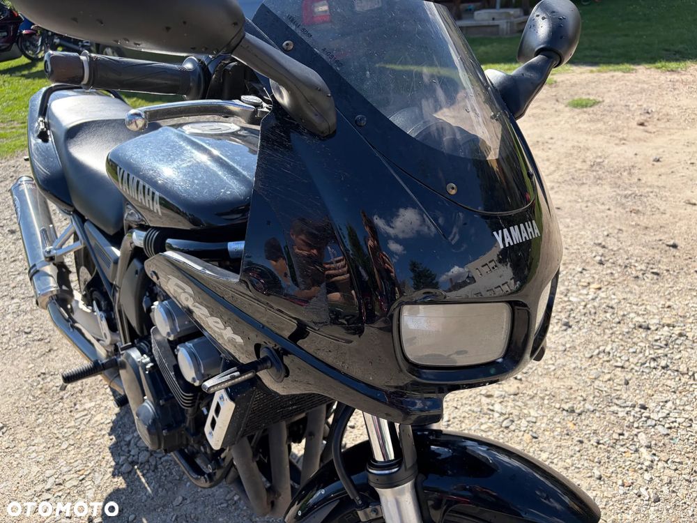 Yamaha FZS - 10