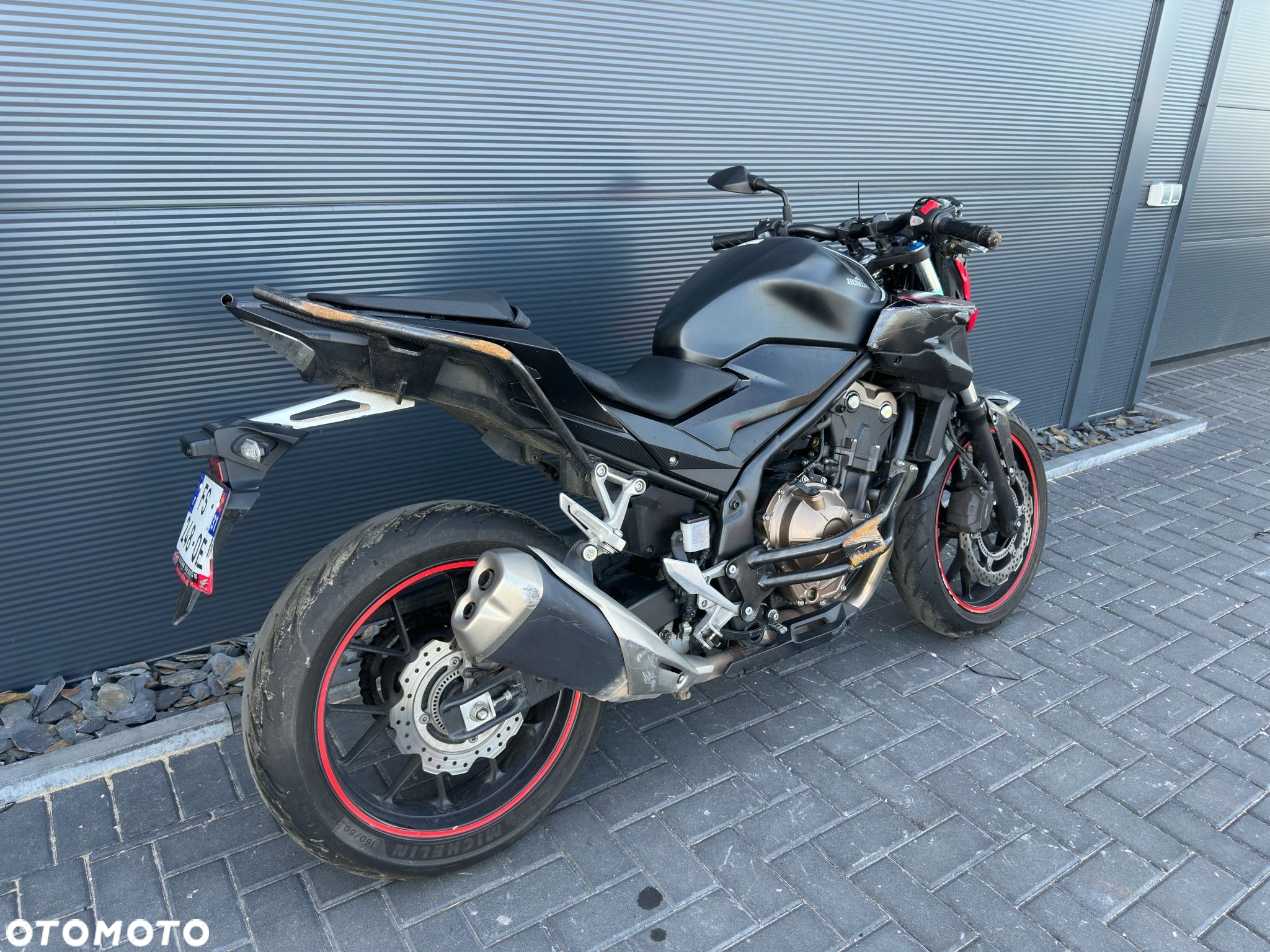 Honda CB - 4
