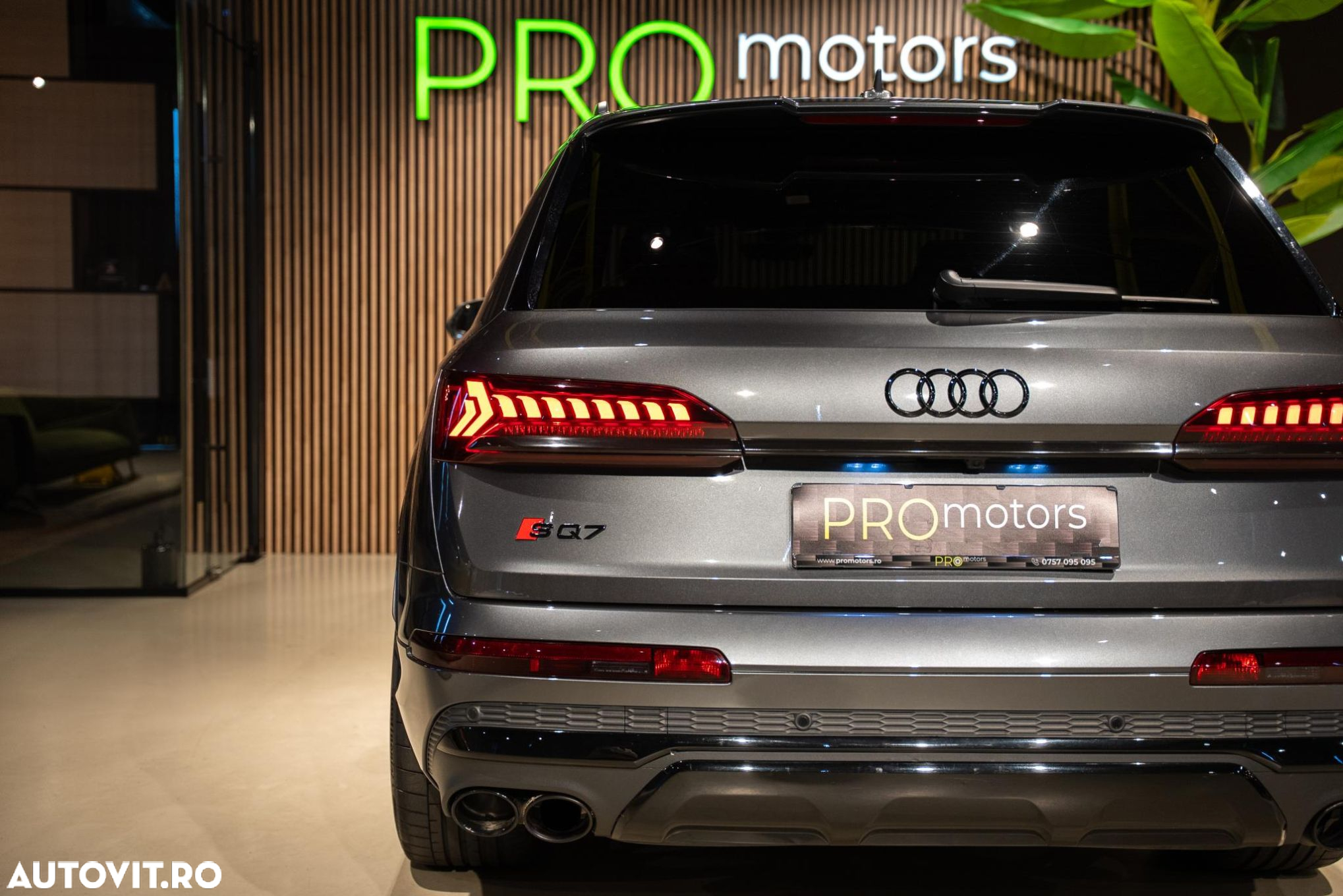 Audi SQ7 4.0 TDI quattro Tiptronic - 25