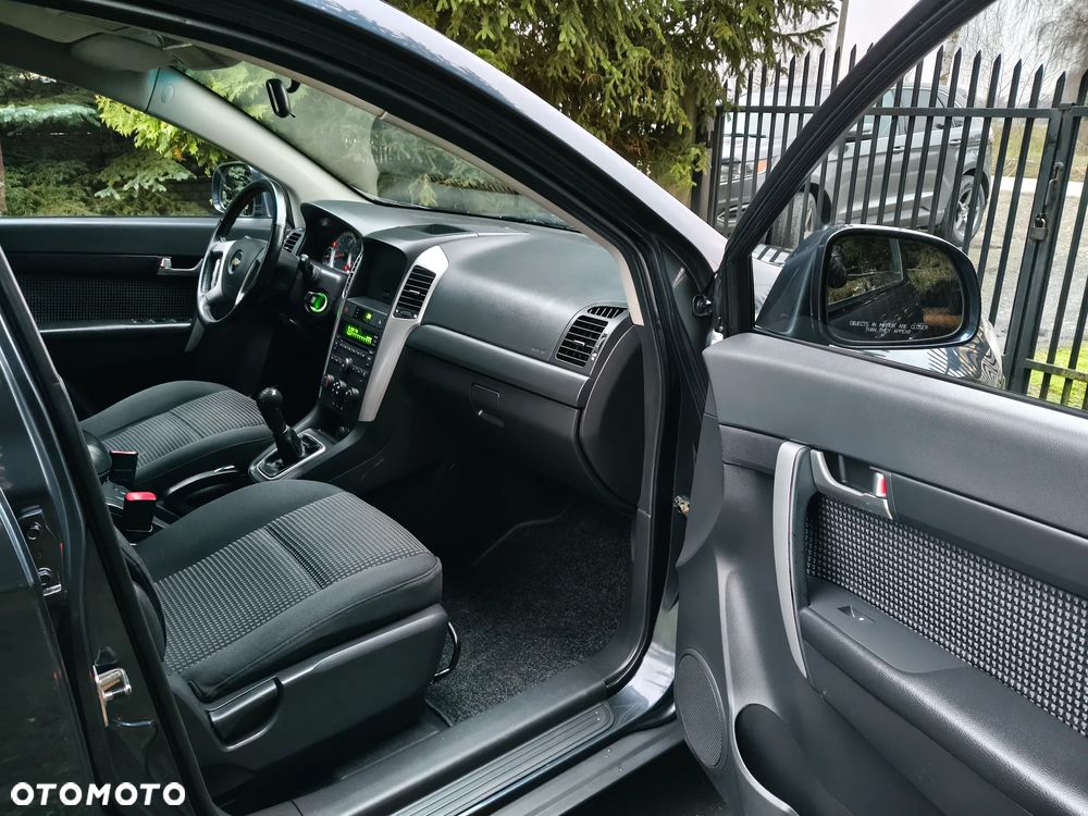 Chevrolet Captiva 2.4 2WD 5 Sitzer LS - 23