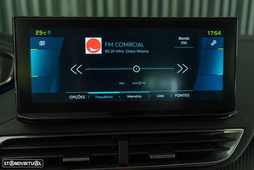 Peugeot 3008 Plug-In Hybrid 225 e-EAT8 Allure Pack - 15