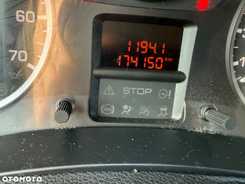 Peugeot Partner Tepee HDi FAP 110 Premium - 13