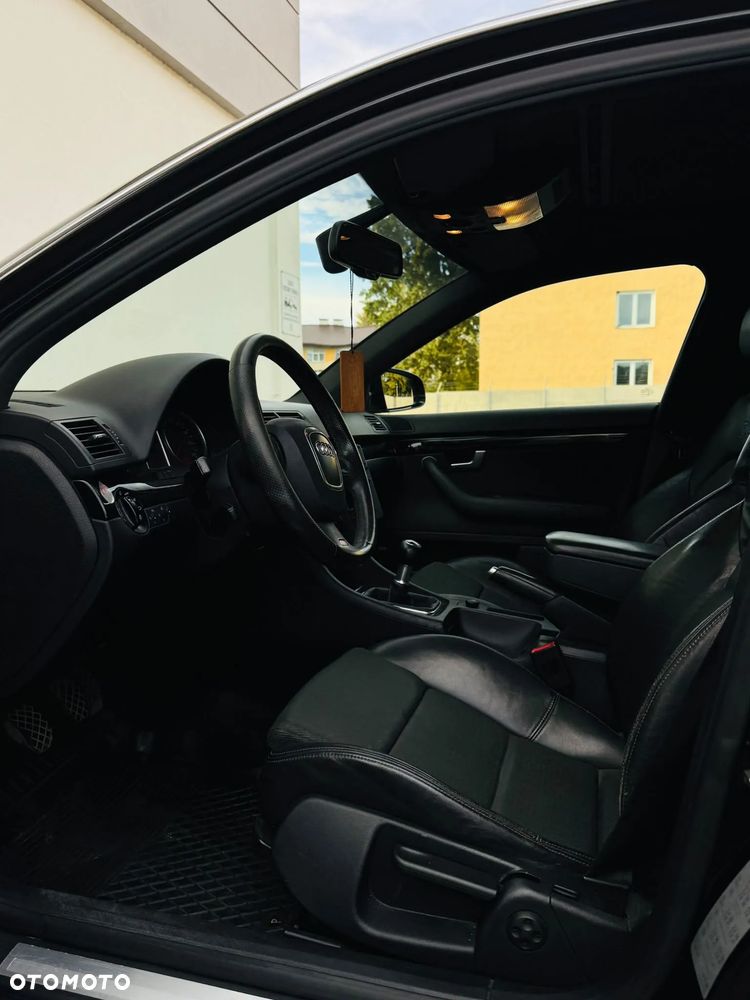 Audi A4 Avant - 7