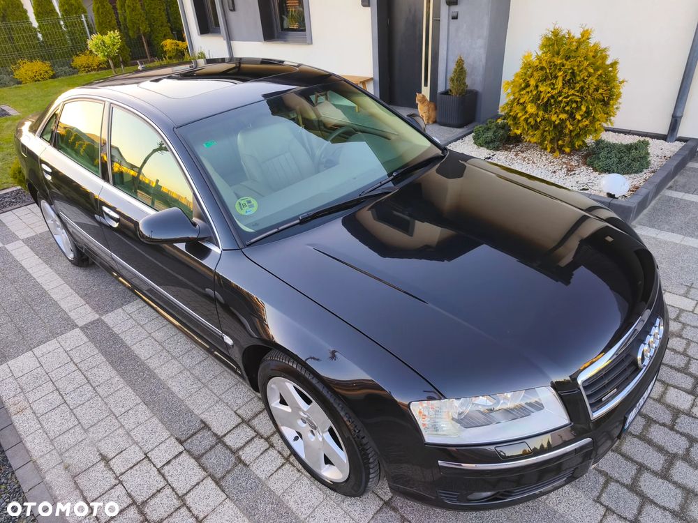 Audi A8 4.2 Quattro - 40