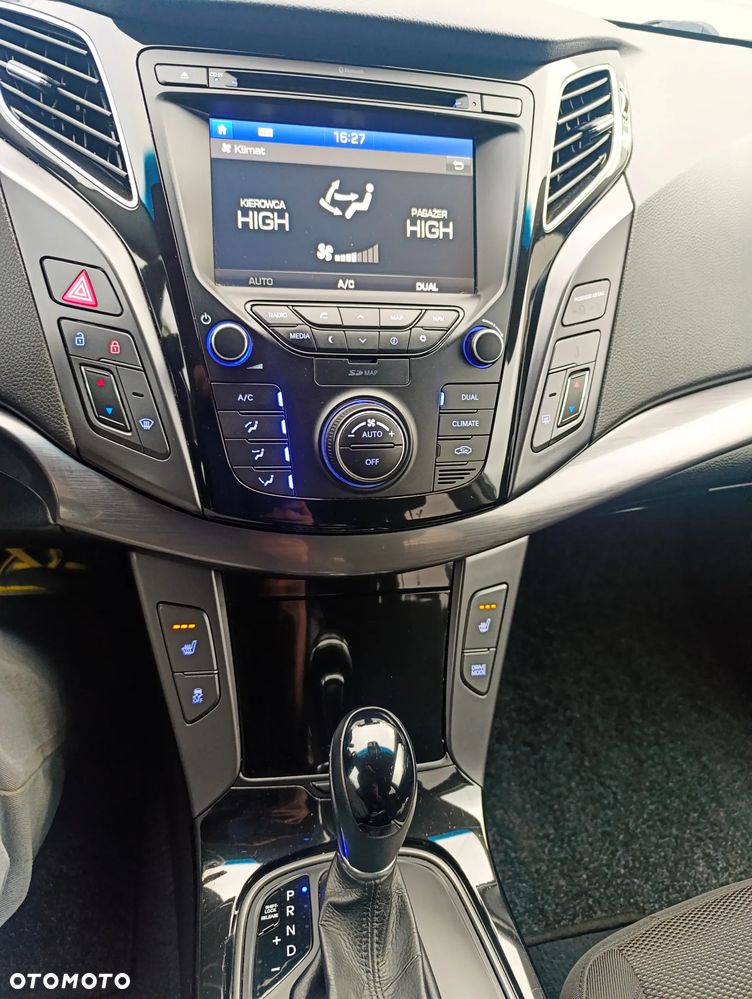 Hyundai i40 Kombi blue 1.7 CRDi DCT Trend - 28