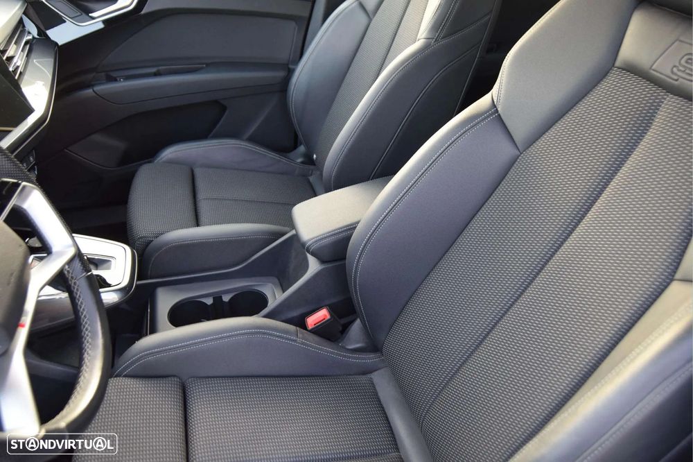 Audi Q4 e-tron 45 82 kWh SE Business Plus - 28