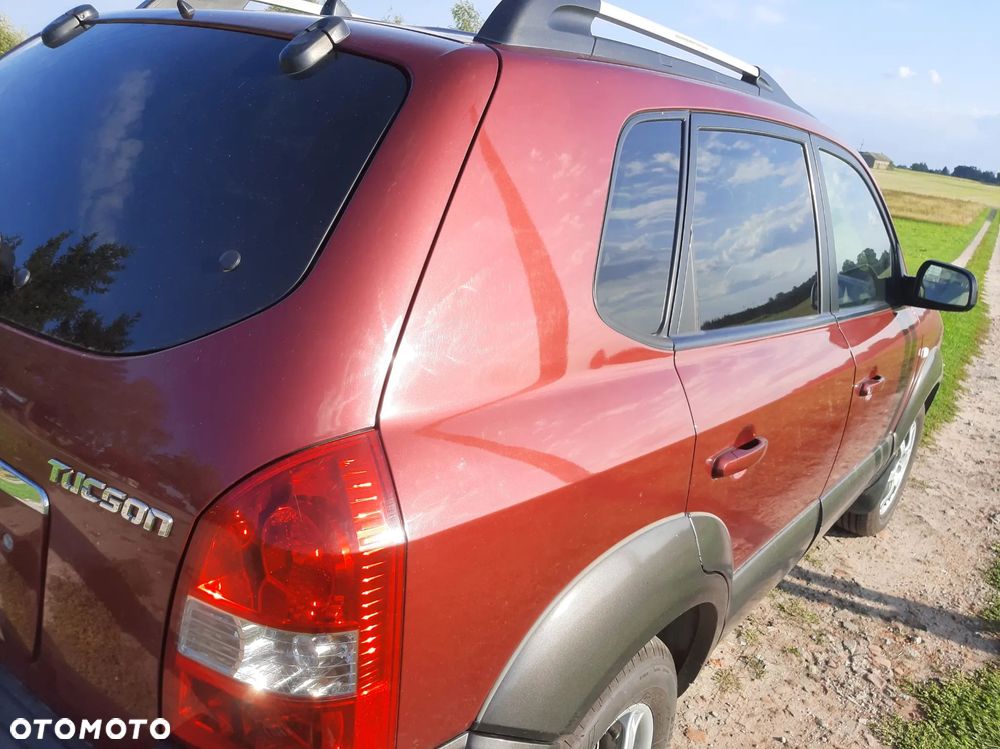 Hyundai Tucson 2.0 Comfort 2WD - 5