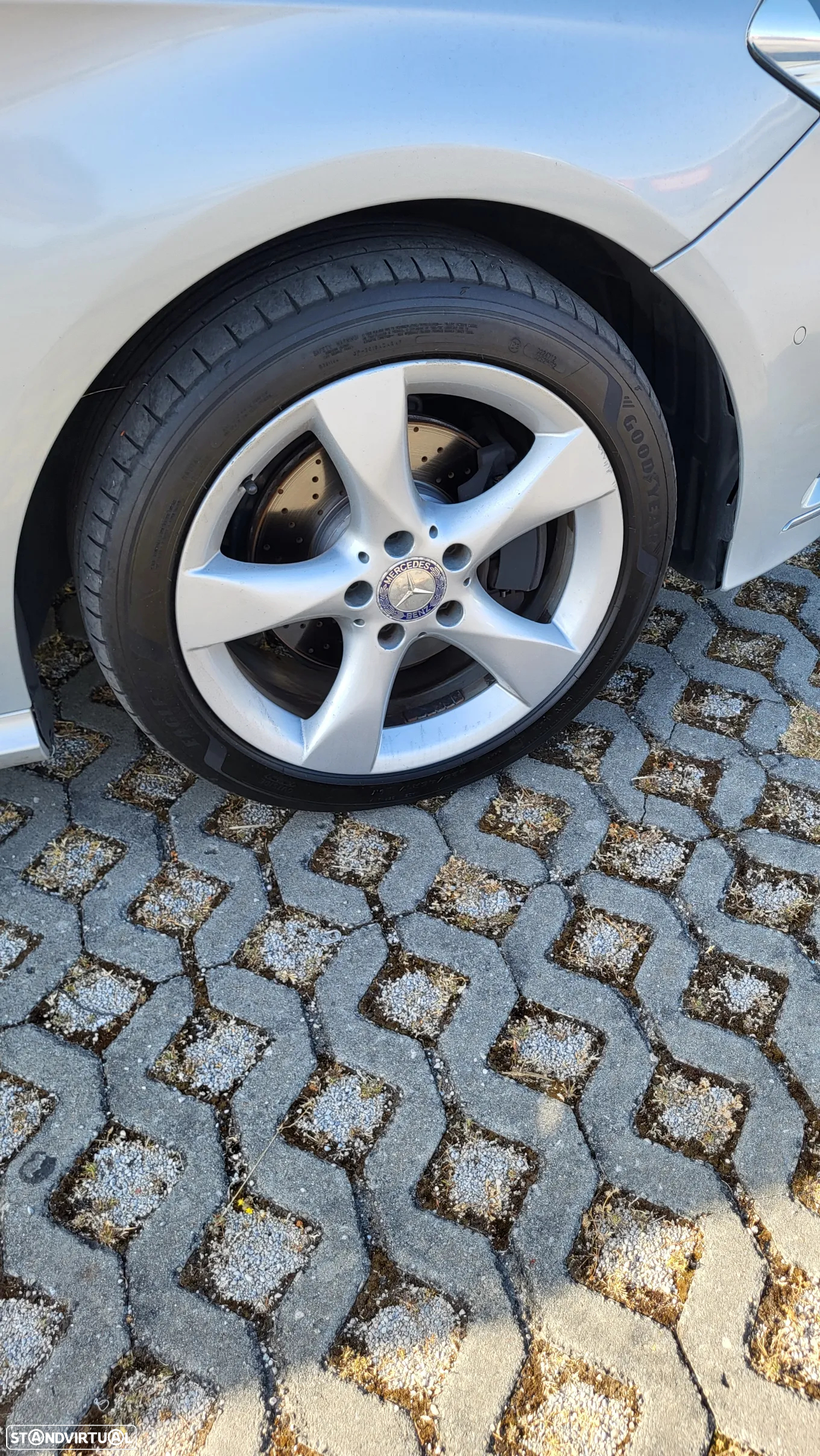 Mercedes-Benz B 180 - 18
