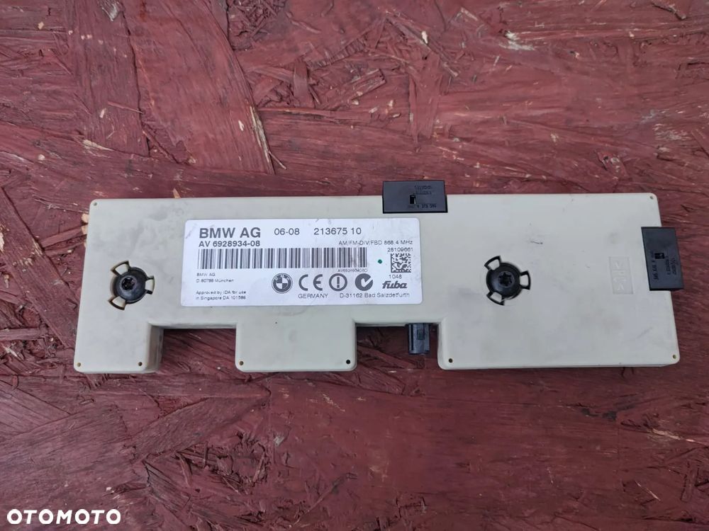 BMW E82 / E90 / E90 LCI / E92 / E92 LCI. ORYGINALNY MODUŁ ANTENY DIVERSITY / WZMACNIACZ ANTENY O NR: 6 928 934 / 9 187 658 OEM. DZIAŁAJĄCY W 100%. - 1