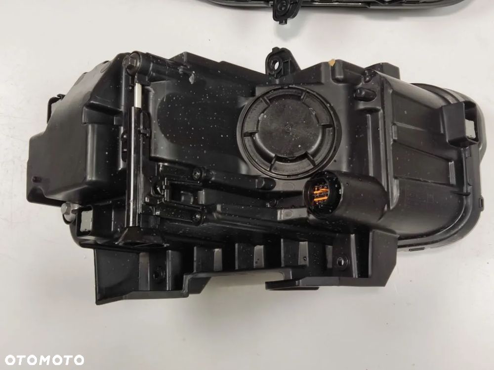 HYUNDAI KONA EV19-20r Lampa Przód Prawy I Lewy - 4