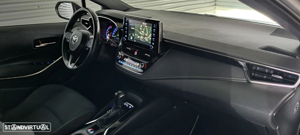 Toyota Corolla Touring Sports 1.8 Hybrid Comfort+P.Sport - 2