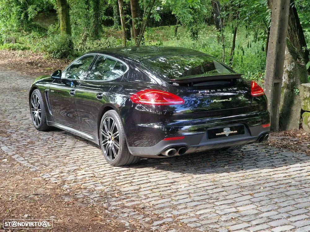 Porsche Panamera - 51