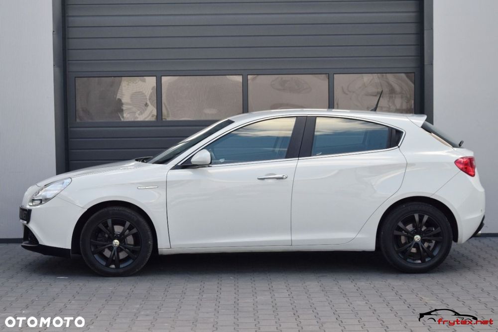 Alfa Romeo Giulietta - 8