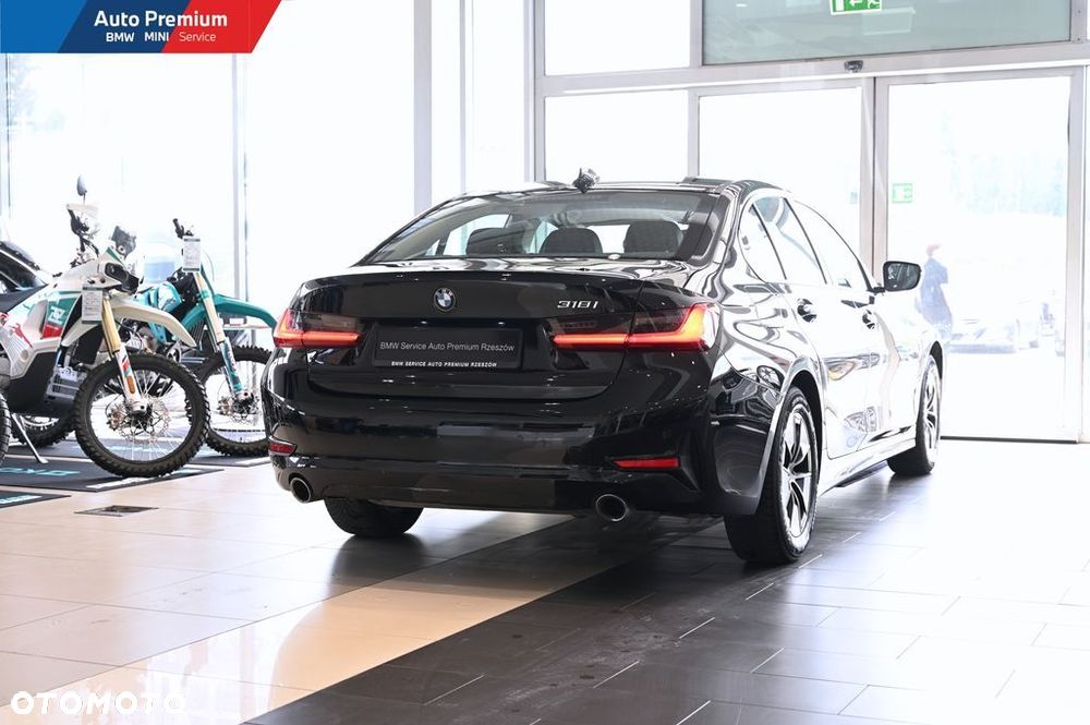BMW Seria 3 318i Advantage - 19