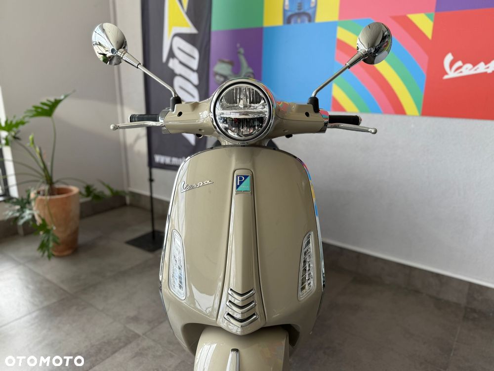 Vespa Primavera - 14