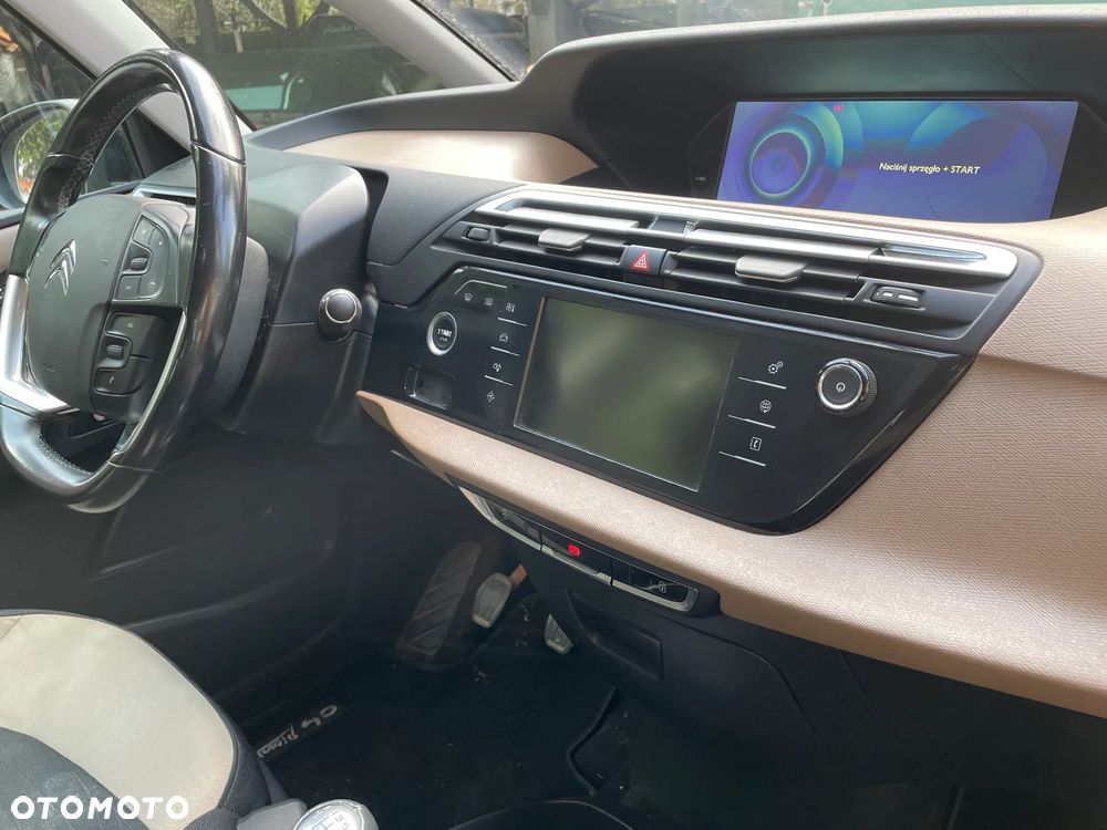Citroën C4 Picasso - 12