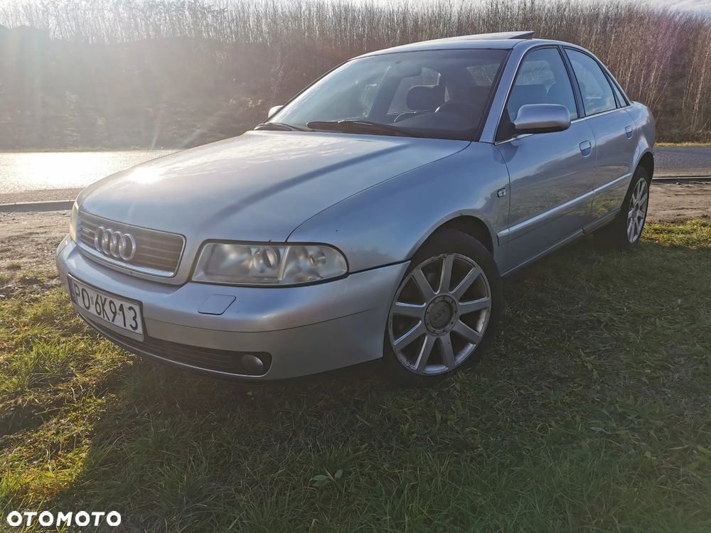 Audi A4 Limousine 2.4 Quattro - 19