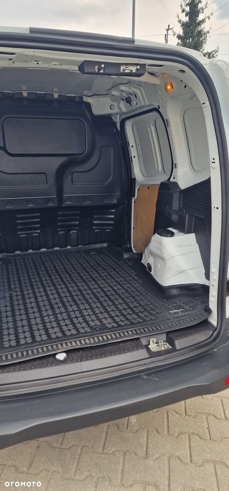 Ford Transit Courier Trend - 16