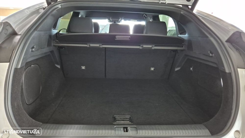 Xpeng G6 87.5 kWh Long Range - 25