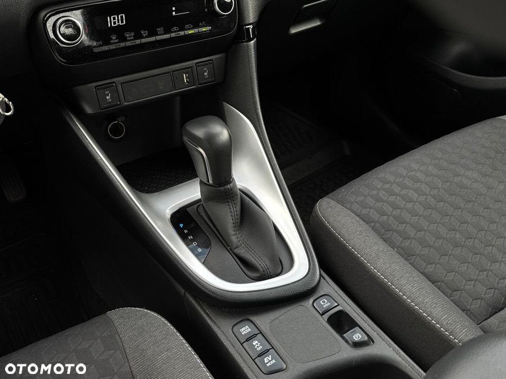 Toyota Yaris Hybrid 1.5 Comfort - 25