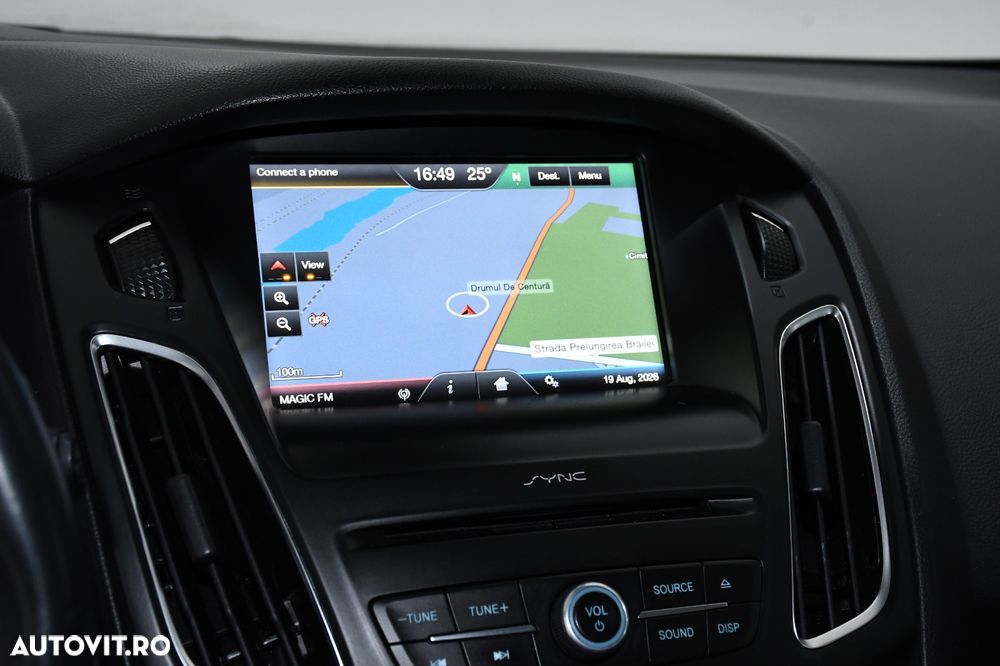 Ford Focus 1.5 EcoBoost Start-Stopp-System Business Edition - 9