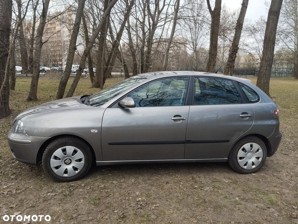 Seat Ibiza 1.4 16V Signo - 3
