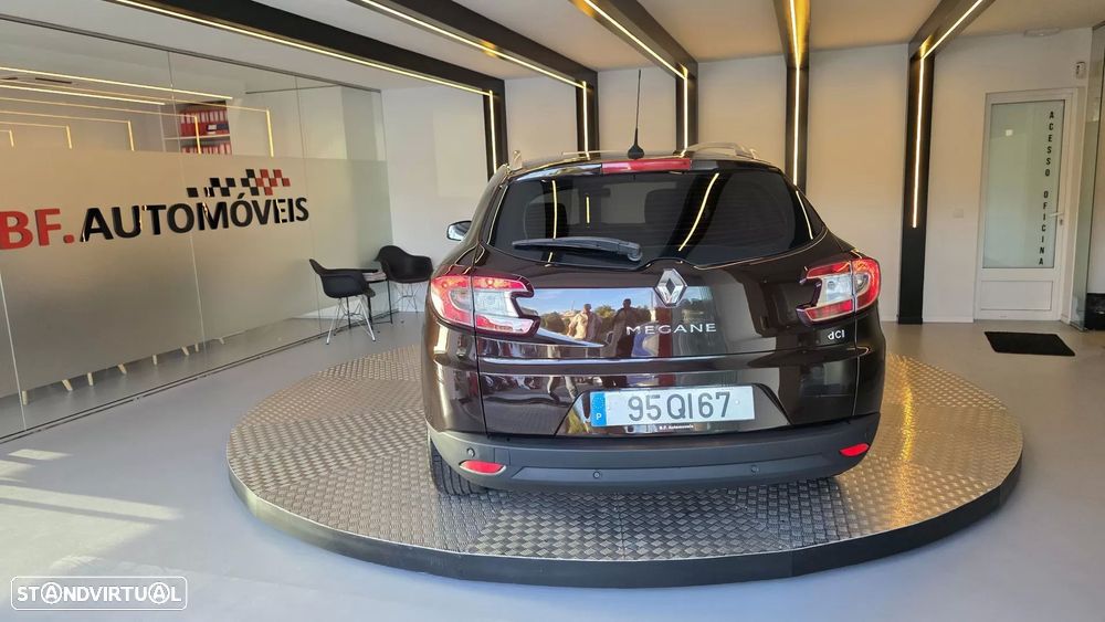 Renault Mégane Sport Tourer 1.5 dCi Dynamique S - 16