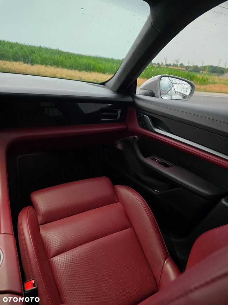 Porsche Taycan 4S Performance Plus - 17