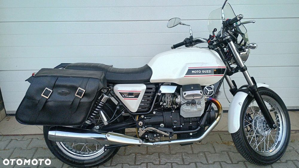 Moto Guzzi V7 - 3