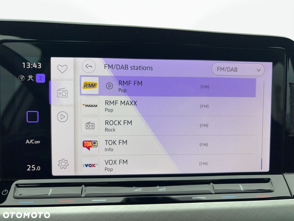 Volkswagen Golf - 21