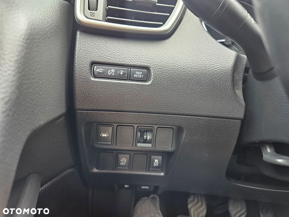 Nissan Qashqai 1.2 DIG-T N-Connecta EU6 - 21