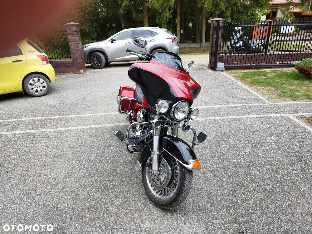 Harley-Davidson FLH Electra Glide - 12