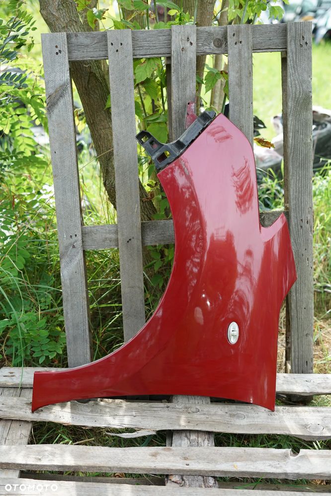 Błotnik przód przedni lewy Citroen C3 Picasso KJCC