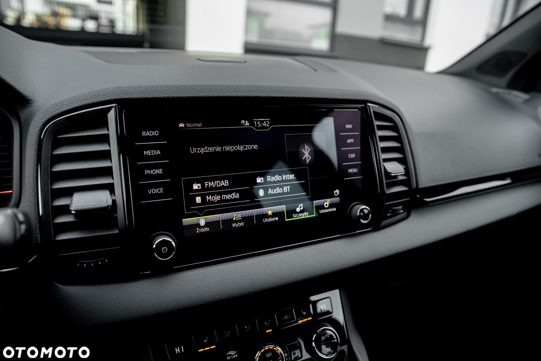 Skoda Karoq 2.0 TSI 4x4 DSG Sportline - 34