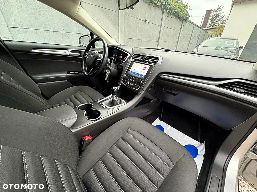 Ford Mondeo 2.0 EcoBlue Executive - 32