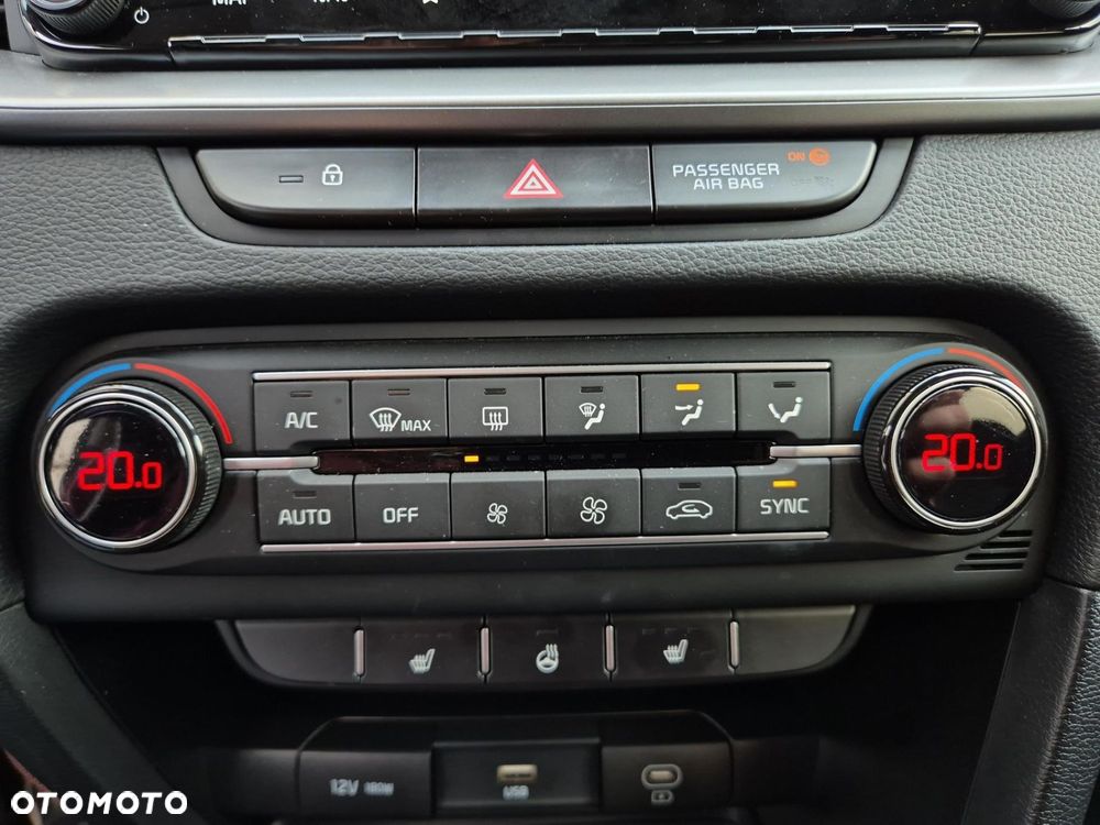 Kia Ceed 1.5 T-GDI M - 22