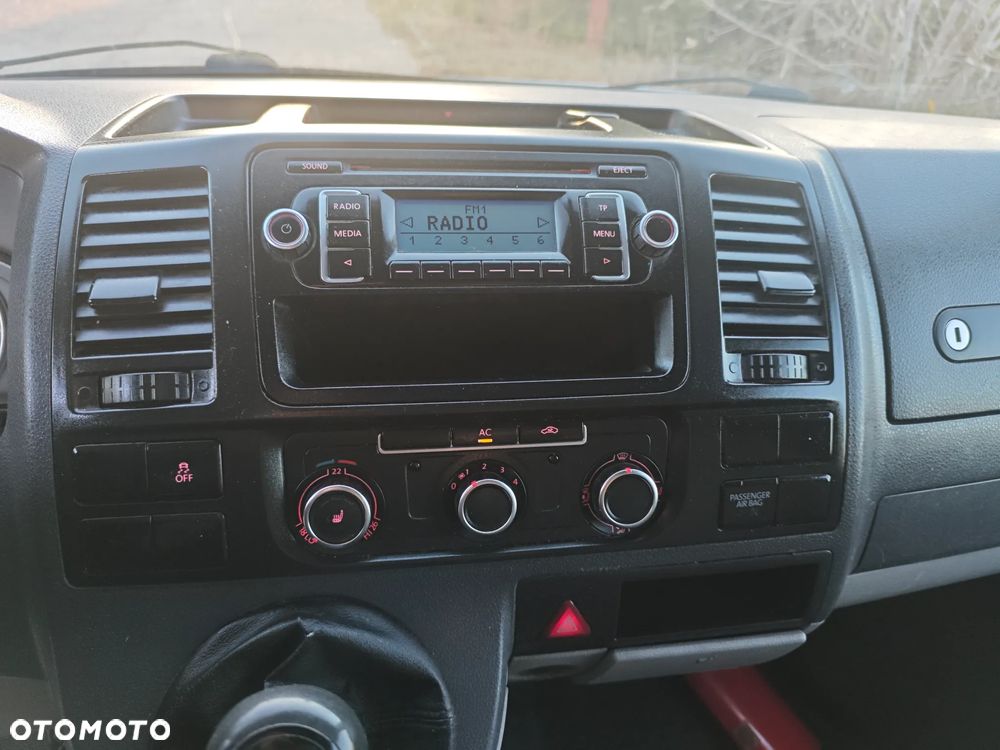 Volkswagen TRANSPORTER T5 - 18